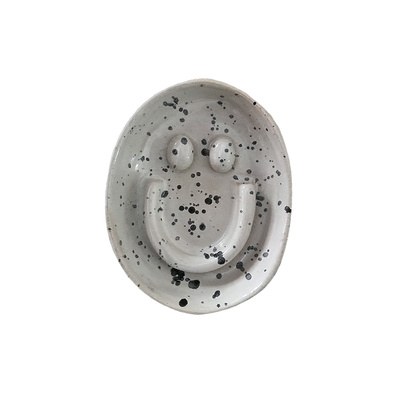 Ovale Seifenschale aus Keramik / black & white