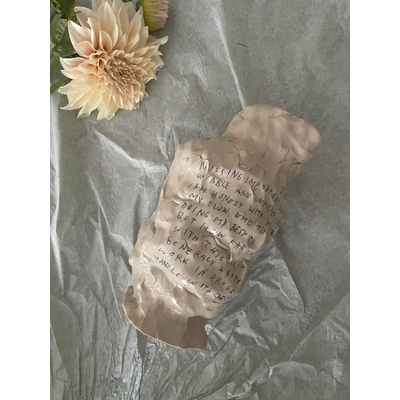 Diary Vase 02 / Playlist Of Love