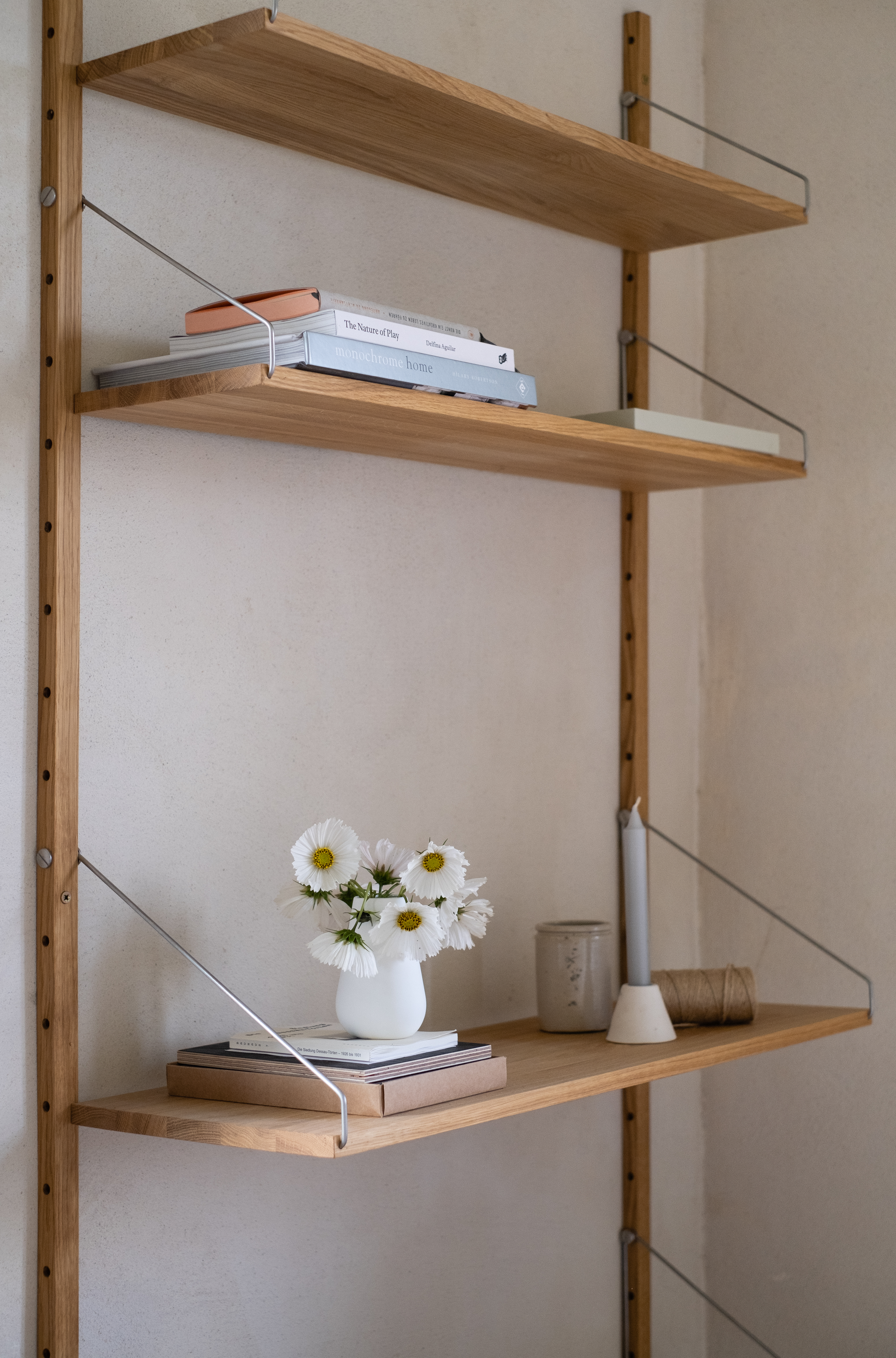 Anna Cor Shelf