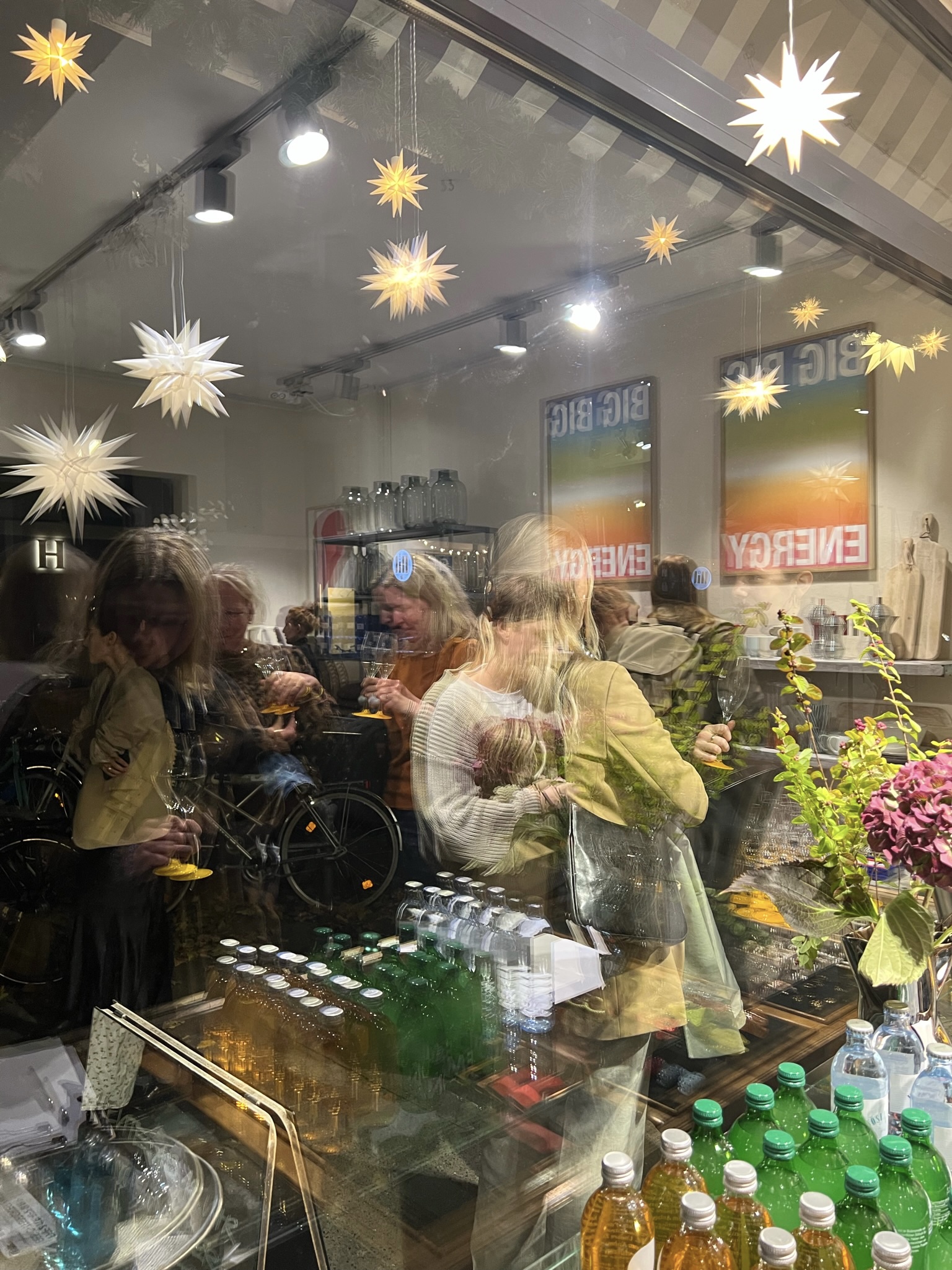 Launch MINIMARKT Playlist Of Love